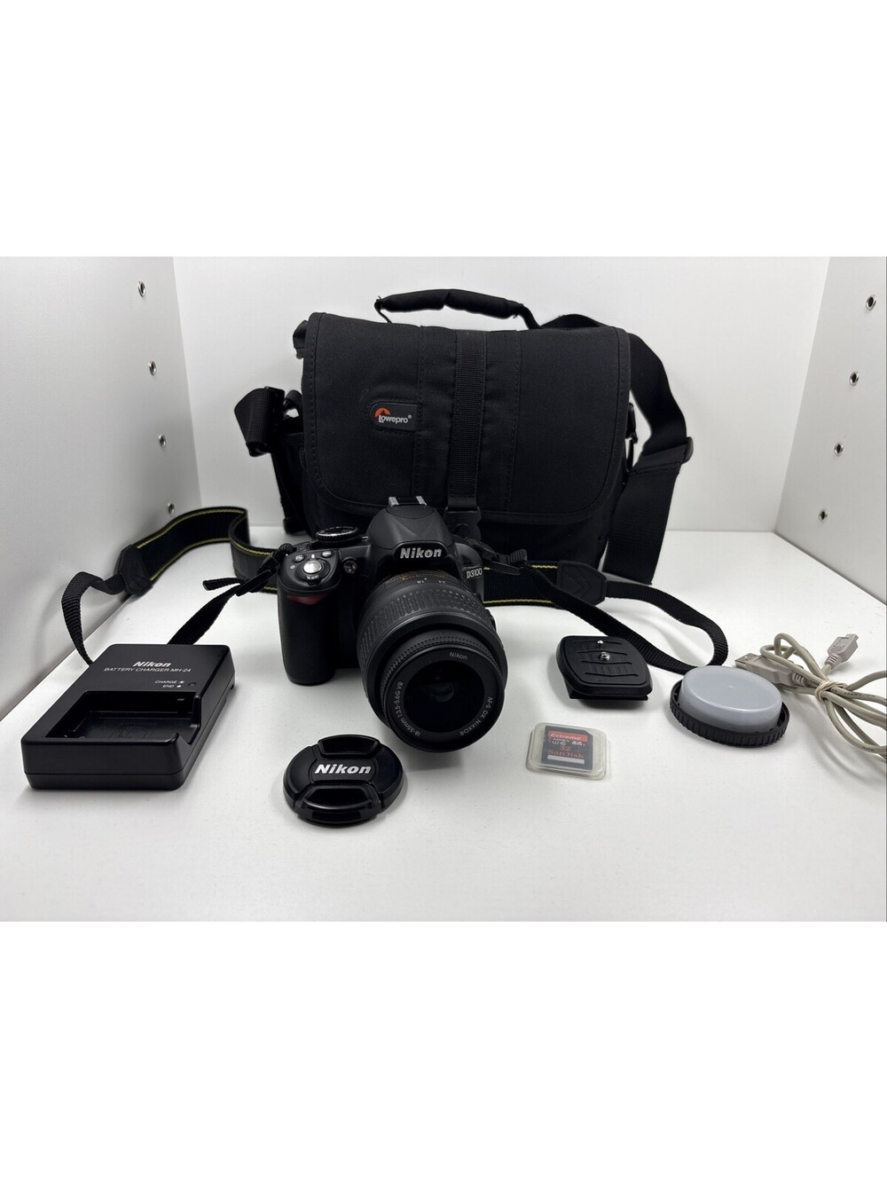 Nikon D3100 CAMERA With Nikon AF-S DX Nikkor 18–55mm f/3.5–5.6G VR II Lens GOOD
